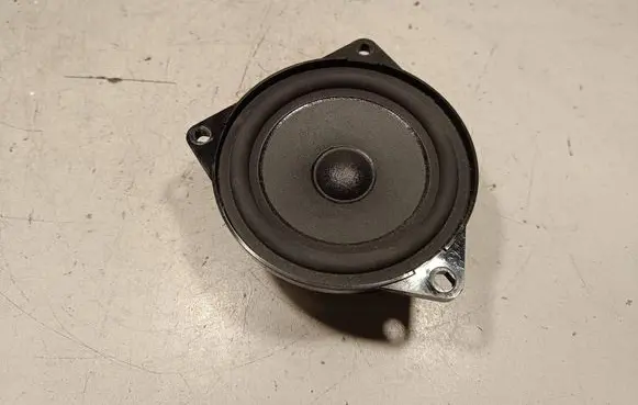 BMW 5 F10 F11 Parcel shelf speaker 9169691