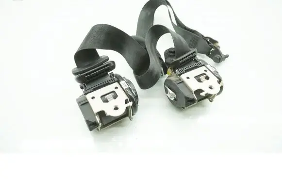 Dacia Duster II Front seatbelt 