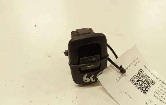 Renault Megane II Electric window control switch 96515962XT
