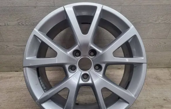 Audi A6 S6 C7 4G R18 alloy rim 4G0071498