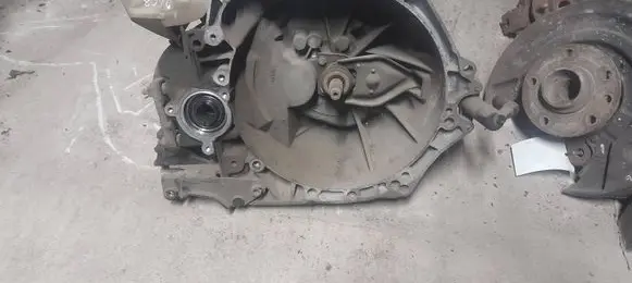 Citroen C3 Picasso Manual 5 speed gearbox 20DP58