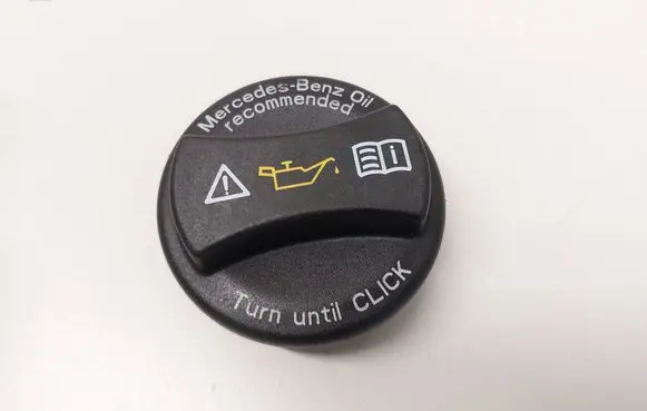 Mercedes-Benz C W206 Oil filler cap A0000180200