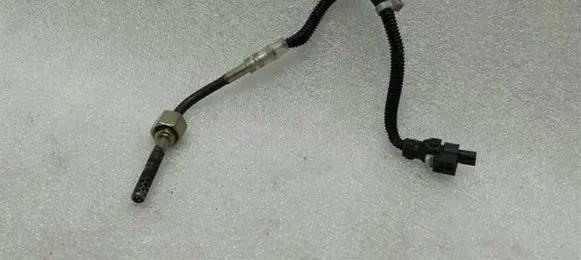 Mercedes-Benz E W238 Exhaust gas temperature sensor A0009059106