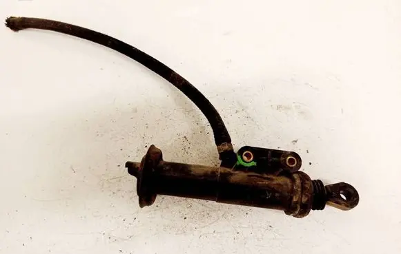 Volkswagen II LT Clutch master cylinder 0002903212