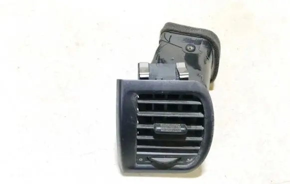 Skoda Fabia Mk2 (5J) Dash center air vent grill 5j0819701