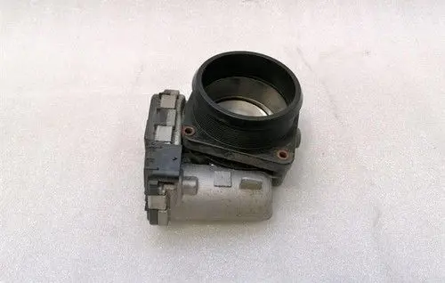 Mercedes-Benz A W176 Throttle body valve A2761410125