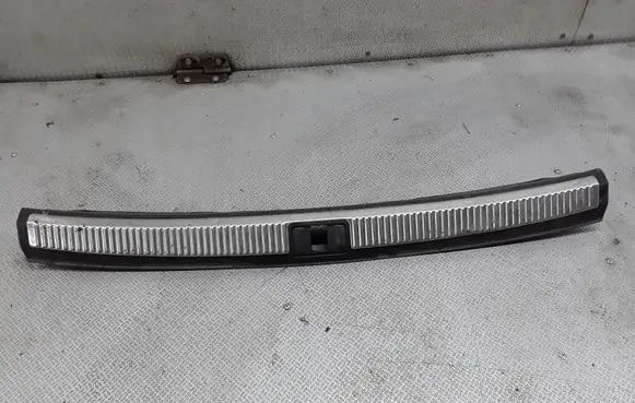 Audi A4 S4 B7 8E 8H Trunk/boot sill cover protection 8E9864483