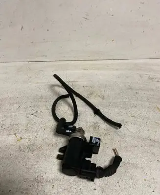 Audi A4 S4 B6 8E 8H Turbo solenoid valve 8E0906627A 72290335
