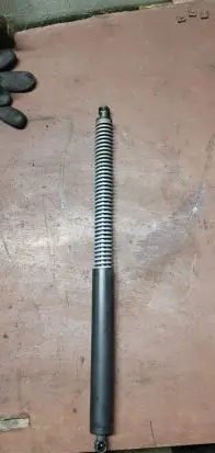 BMW 7 E65 E66 Tailgate/trunk strut/damper 7058646