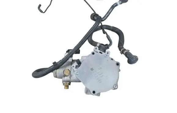 Audi A6 S6 C7 4G Vacuum pump 06L145100F 06L145100B