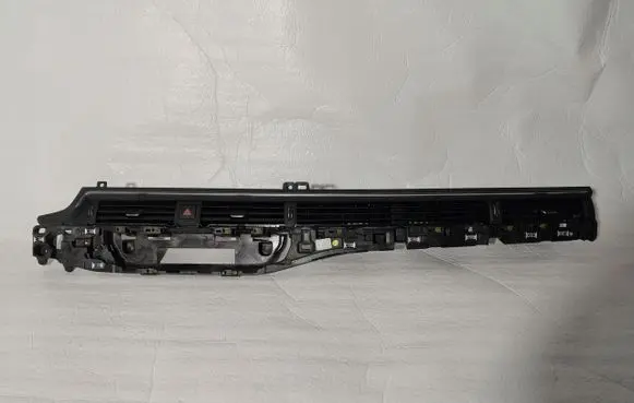 Audi A4 S4 B9 Dash center air vent grill 8W1820902B