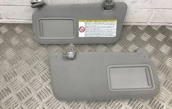 Lexus CT 200H Sun visor