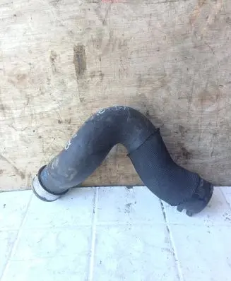 Audi Q7 4L Intercooler hose/pipe 7L6145738A