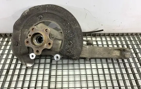 BMW X5 G05 Front wheel hub spindle knuckle 