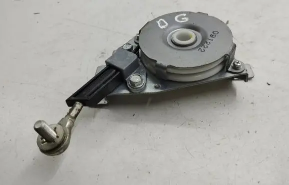 Peugeot 4007 Tailgate check strap stopper 091222