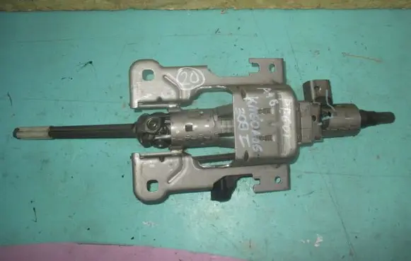 Peugeot 308 Steering wheel axle