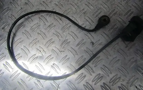 Detonation knock sensor