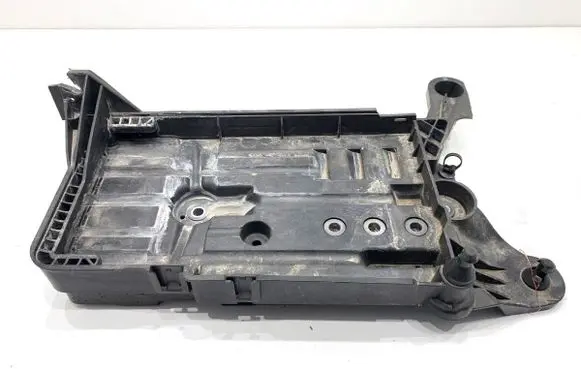 Seat Leon (5F) Battery bracket 5Q0915321J