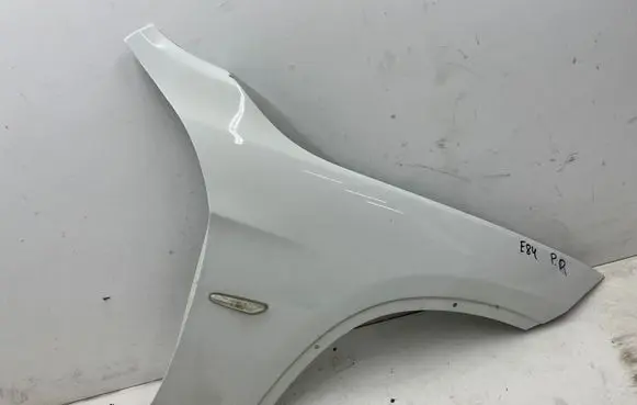 BMW X1 E84 Fender