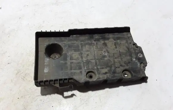 Battery bracket