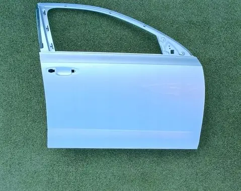 Skoda Octavia Mk3 (5E) Front door