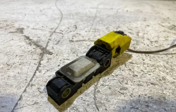 Audi A4 S4 B7 8E 8H Airbag deployment crash/impact sensor 7L0909606C 200402230304 0232L2A63BMS