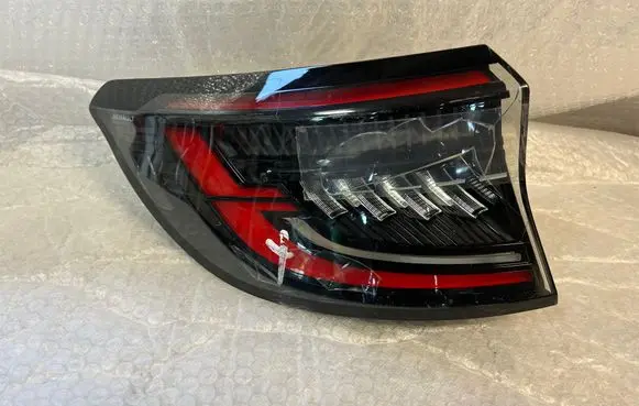 Rear/tail lights