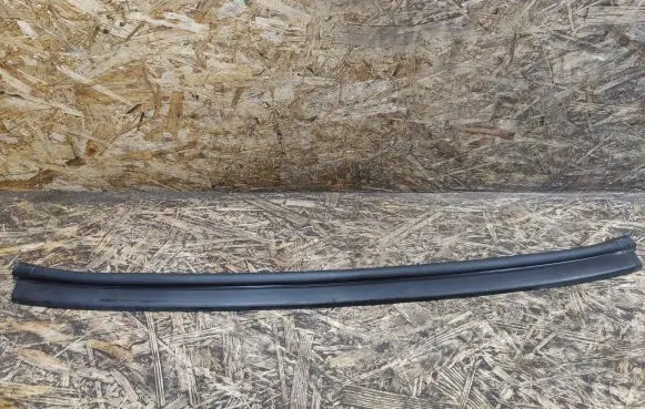 BMW 7 F01 F02 F03 F04 Seal rubber (tailgate) 