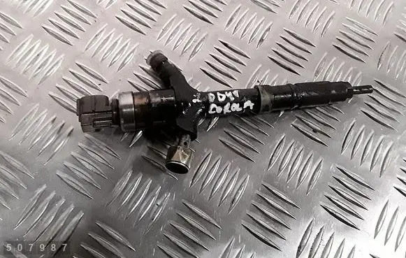 Fuel injector
