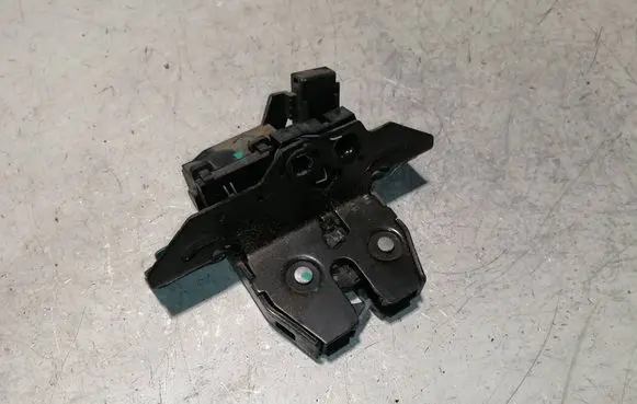 Buick Encore I Tailgate/trunk/boot lock/catch/latch 13511954