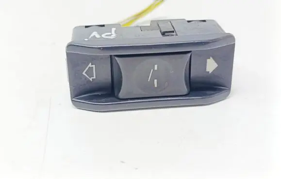 BMW 5 E39 Sunroof switch 8352182
