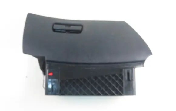 BMW 5 E39 Glove box
