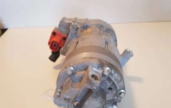 Hyundai Kona II Air conditioning (A/C) compressor (pump) HES33 SKWA0538 CA600K8PAA04