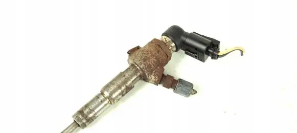 Fuel injector