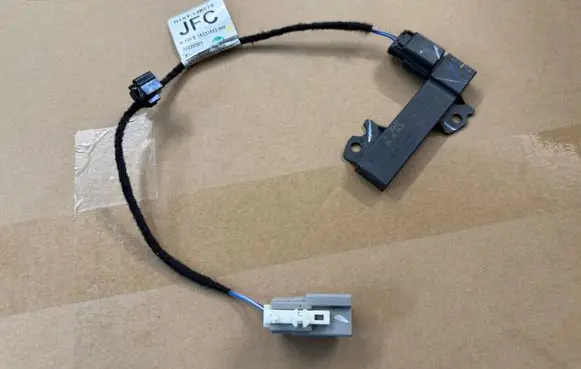 Ford Ranger IV Aerial antenna amplifier DS7T15K603AA