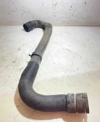 Volvo V70 Engine coolant pipe/hose S4000250