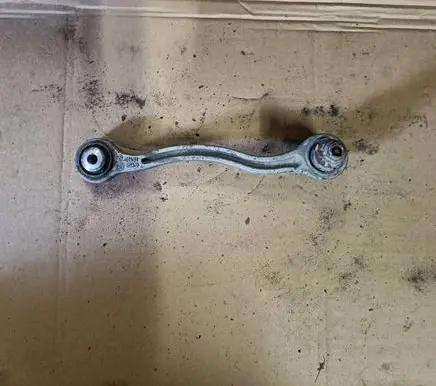 Mercedes-Benz C W204 Rear control arm 20402