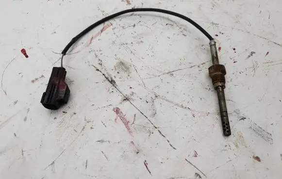 Volvo XC70 Exhaust gas temperature sensor 30719739 30719739A
