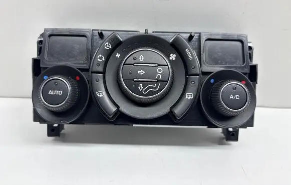 Peugeot 3008 I Climate control unit 96738320XT 400017001 690H70