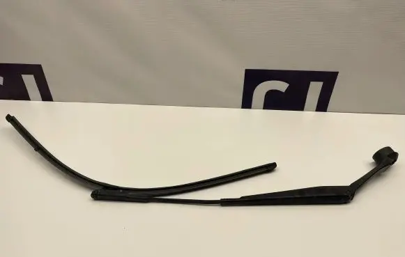 Ford Mondeo MK V Front wiper blade arm DS7317B589BC
