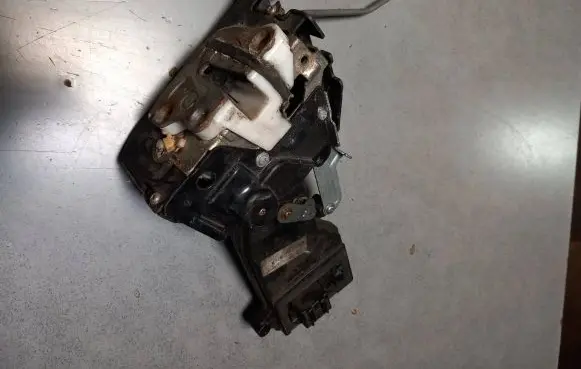 Mazda 6 Front door lock A93SEL-L