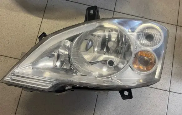 Mercedes-Benz Vito Viano W639 Headlight/headlamp A6398201861 1EG00962701 1EG1676