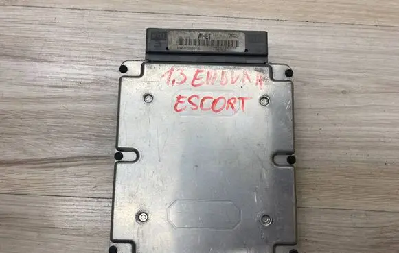 Ford Escort Engine control unit/module ECU 95AB12A650YB WHET