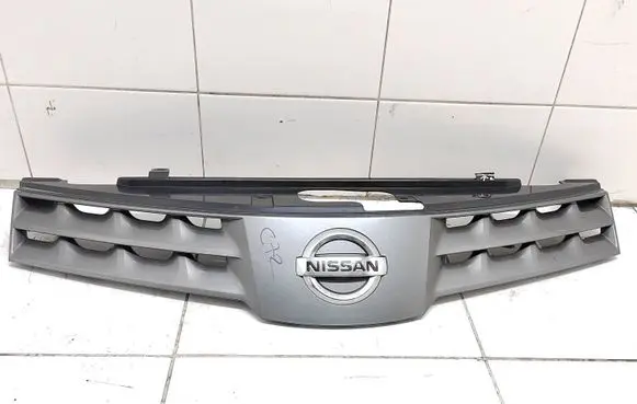 Nissan Note (E11) Front bumper upper radiator grill 623109U000 623109U100