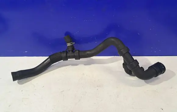 Volvo V60 Engine coolant pipe/hose 32249278 6G918286LE
