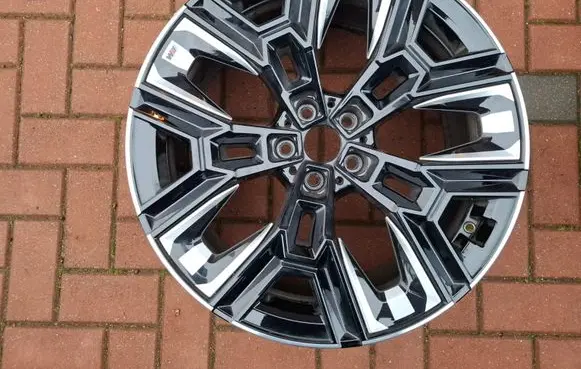 BMW 5 G60 G61 R20 alloy rim 5A324E8 36115A324E8