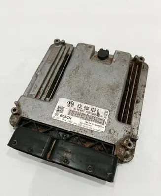 Volkswagen Golf V Engine control unit/module 03L906022G 0281014262
