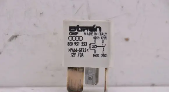 Audi A6 S6 C6 4F Other relay 8E0951253