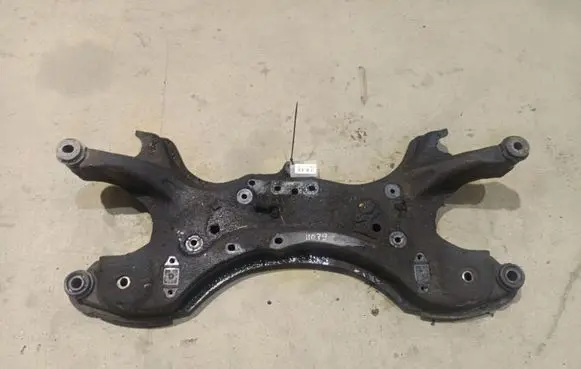 Toyota Avensis T250 Front subframe 