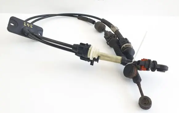 Gear shift cable linkage